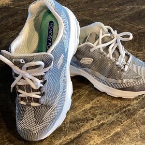 Sketchers Air-cooled memory foam shoes